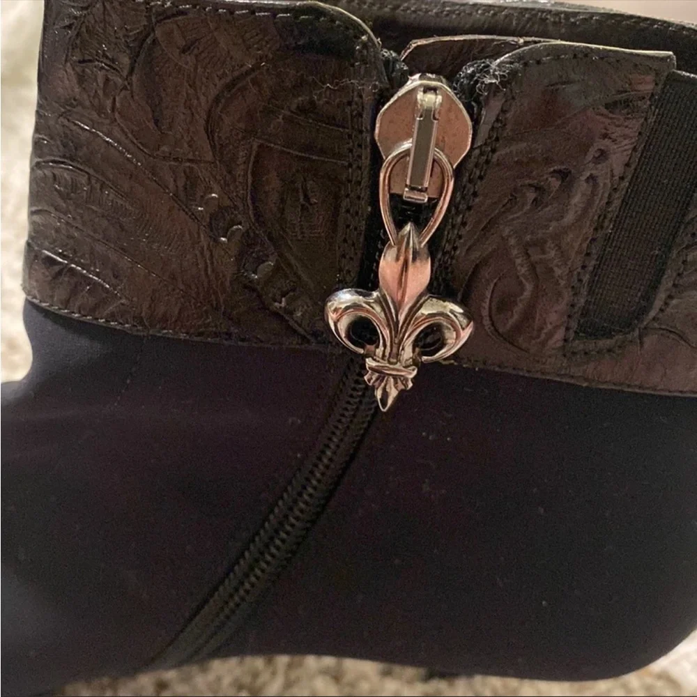 Like new! Lucia booties - Picture 4 of 5